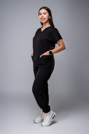 Uniforme clínico Scrubs Negro